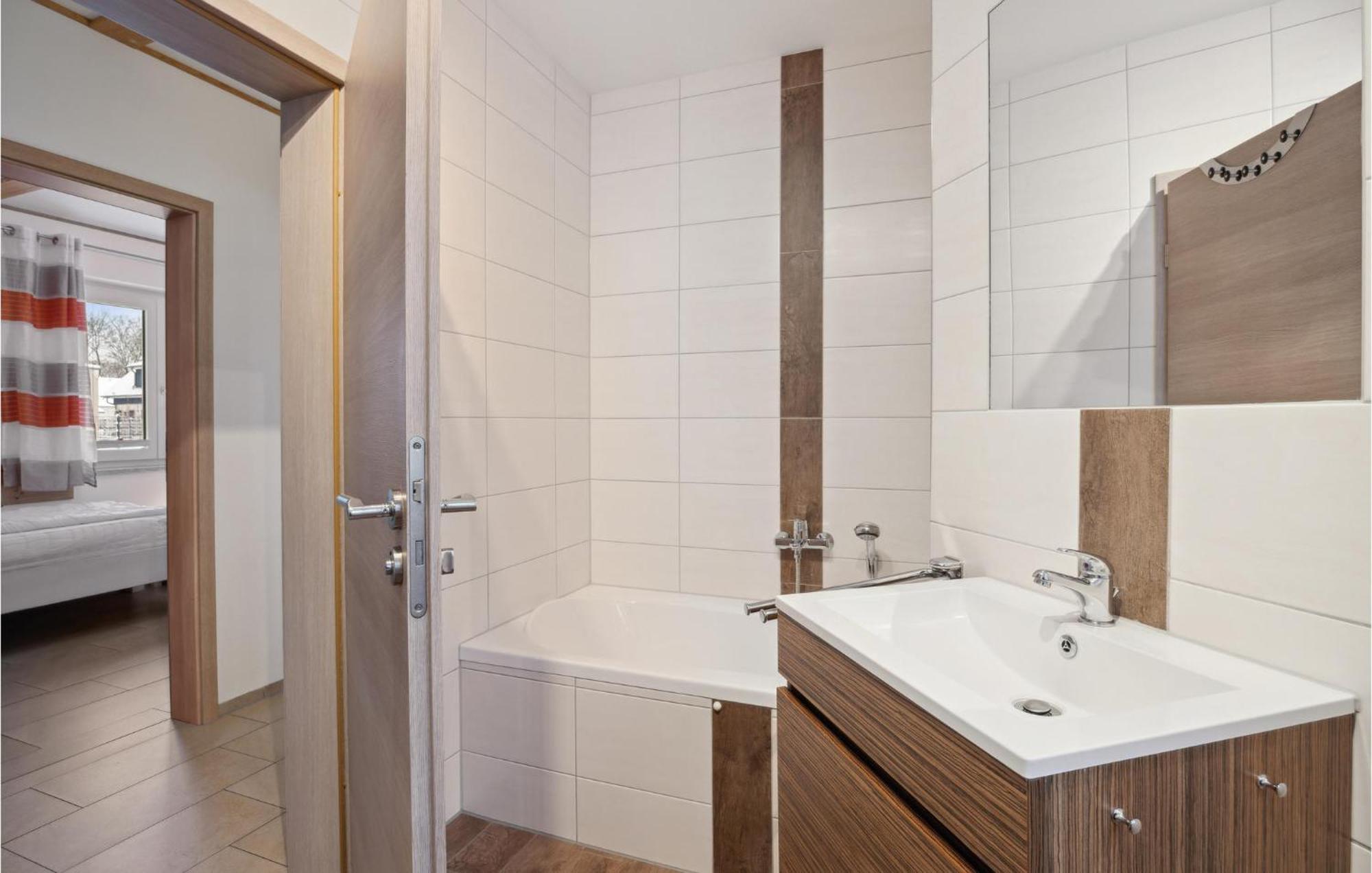 Ferienhaus 2 Altefaehr Luaran gambar